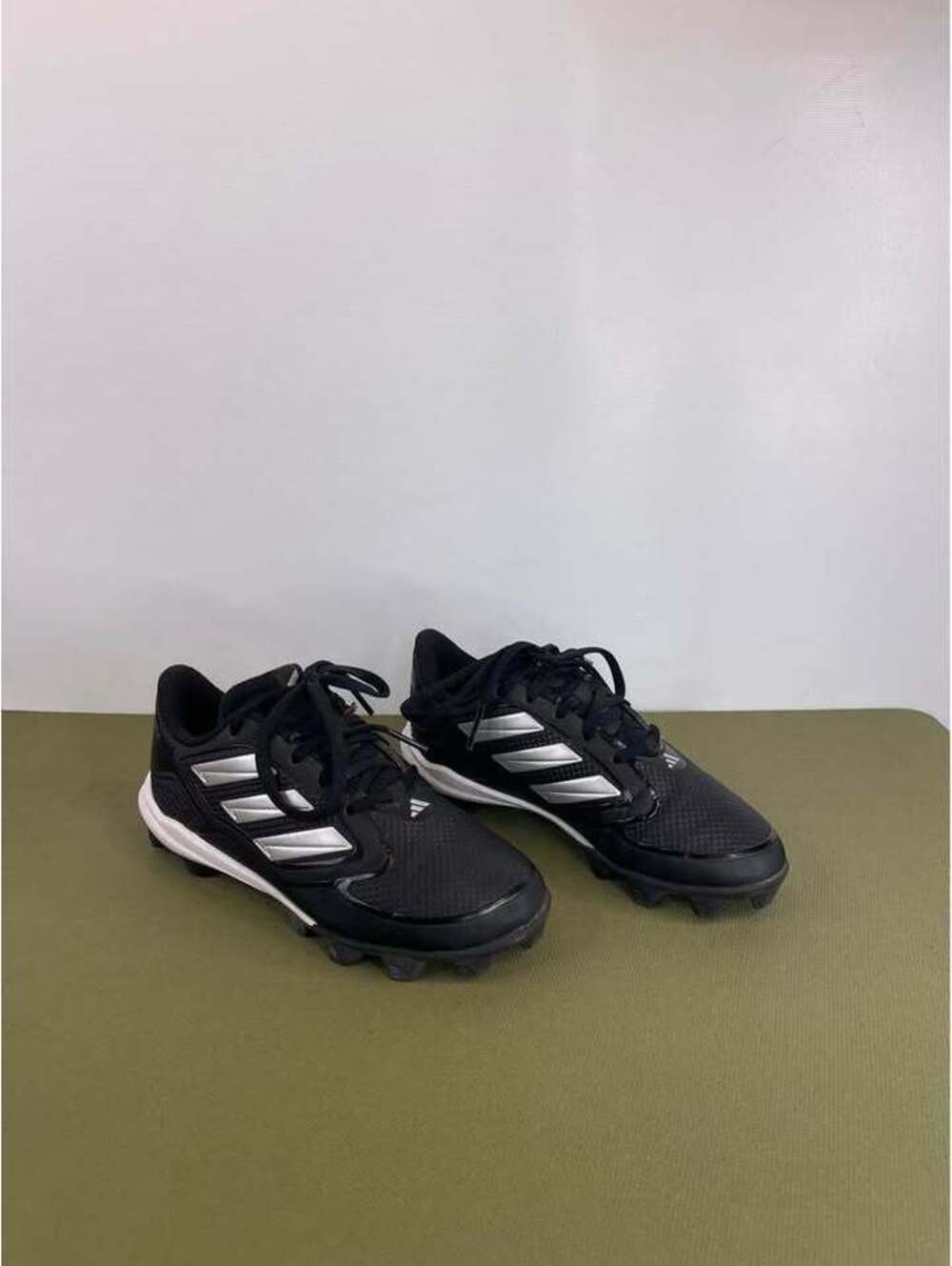 adidas PureHustle 2 Low Youth Molded Cleats Black Silver IG7142 Size 2.5Y
